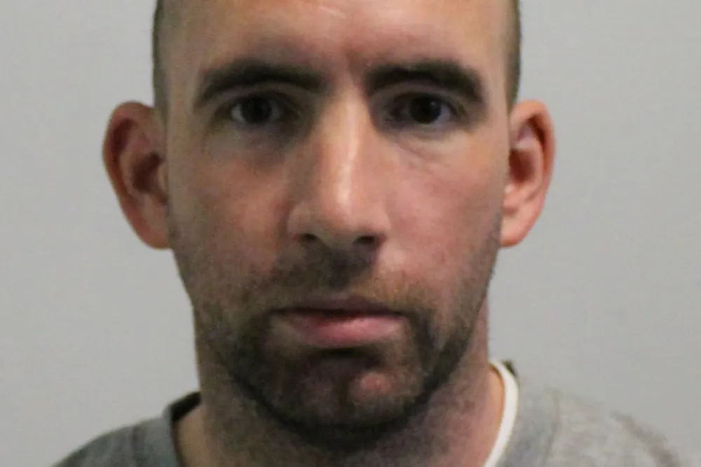 ژاوی سیمونز گلزن جوان تاتنهام در حال شادی